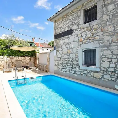 Holiday home Amazing In *